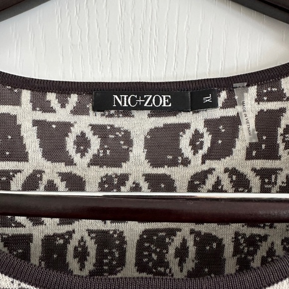 NIC+ZOE Dark Brown and Off White Crocodile Patterned Lightweight Sweater - XL - Picture 2 of 7